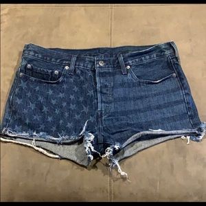 Levi’s Flag Denim Shorts Size 31